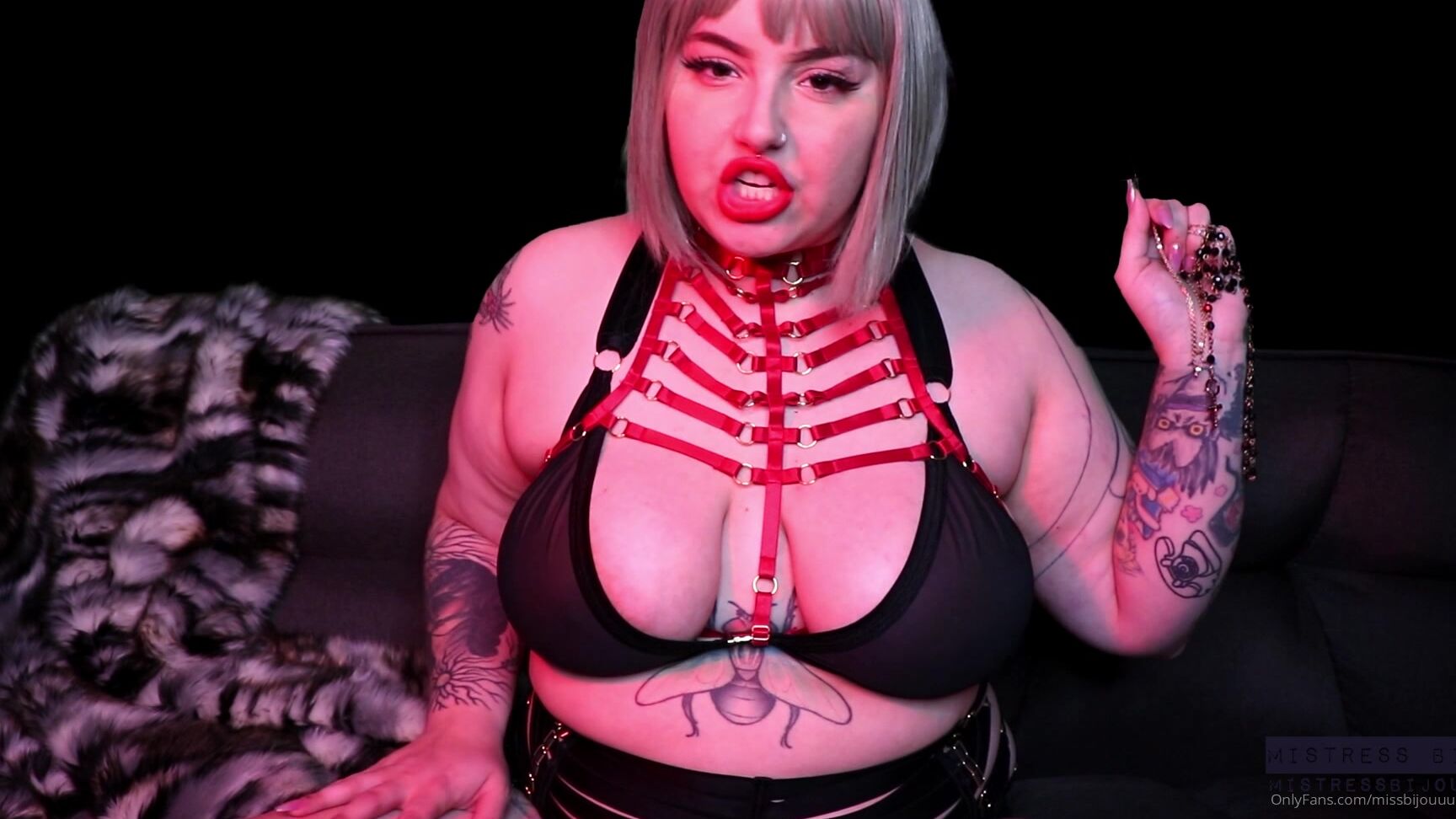 Missbijouuu What Do You Guys Think About