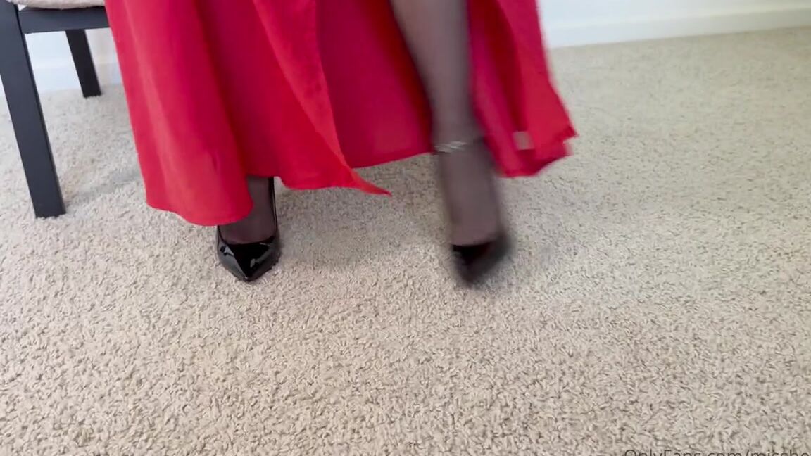 Miss Heels Lisa Nicknamed Missheels07 06 16 2025 Onlyfans Video Louboutin And Stockings All What You Need Jla