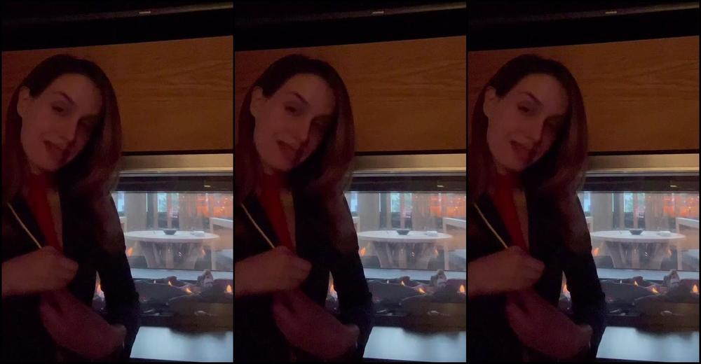 Flyingnoelle 3208989585 02 20 2024 It S Kind Of Hot Here Oh Wait Its You Who Is Making Me Wet