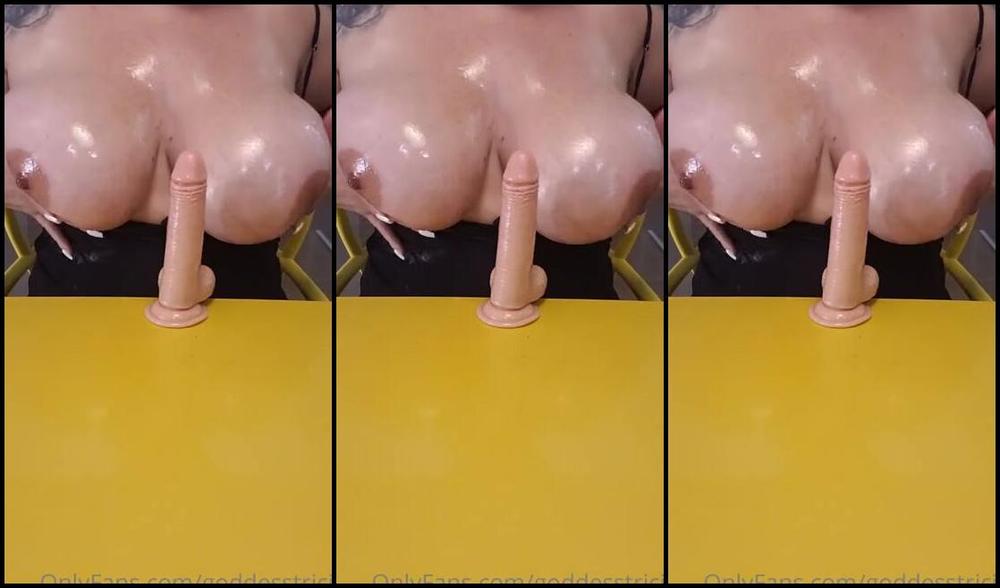 Goddess Tricia Nicknamed Goddesstricia 04 29 2023 Onlyfans Video Titjob