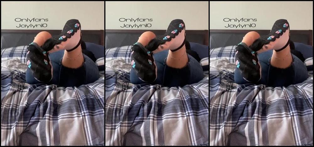 Jaylyn Nicknamed Jaylyn10 Onlyfans My Feet Like 2 Move 2 Music They Like Dancing But What We Love