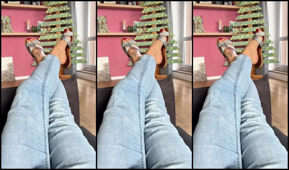 Cute Lily F33T Nicknamed Cute Lily F33T 02 07 2025 Onlyfans Video Spontaneous Video For You I Think You Can Hear A Growl In My Stomach