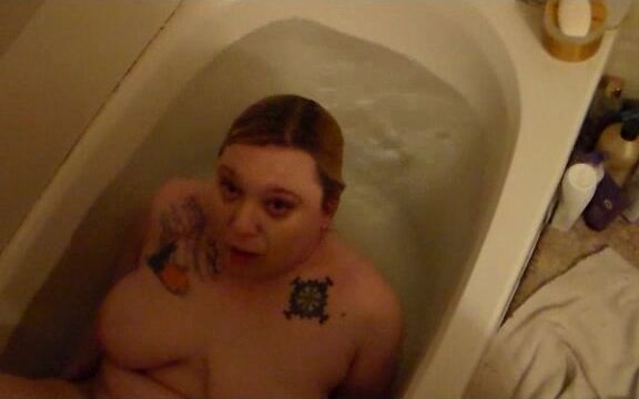 Greta Noir Underwater Fetish