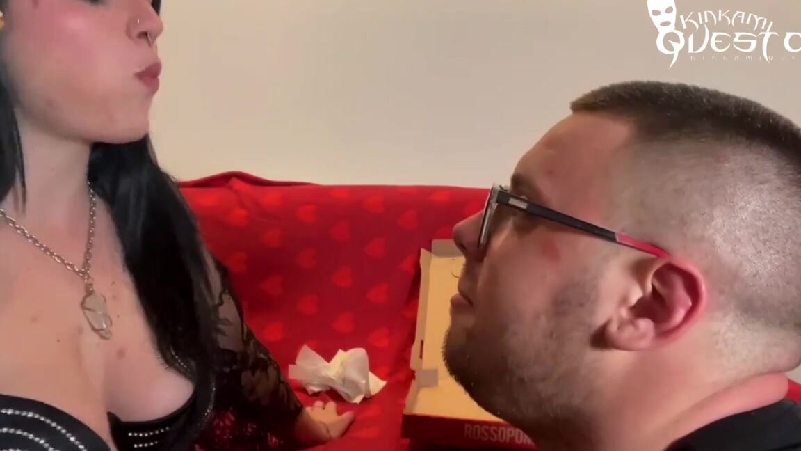 kinkamiquesto elisa two ways to eat pizza part 1 of 2 ita eng mix Clips4Sale