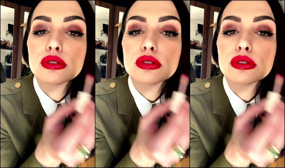 Goddess Gynarchy A Little Lipgloss Application For My Lipstick Fetish