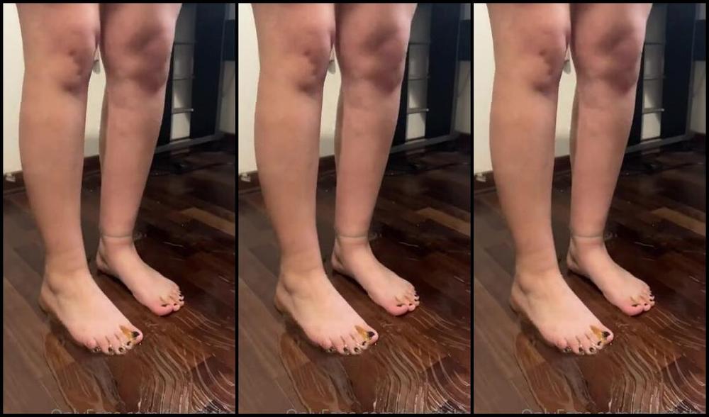 Gia S Feet Nicknamed Footsiebab 01 19 2022 Onlyfans Video Honey Video Talking You Hot In English And Spanish