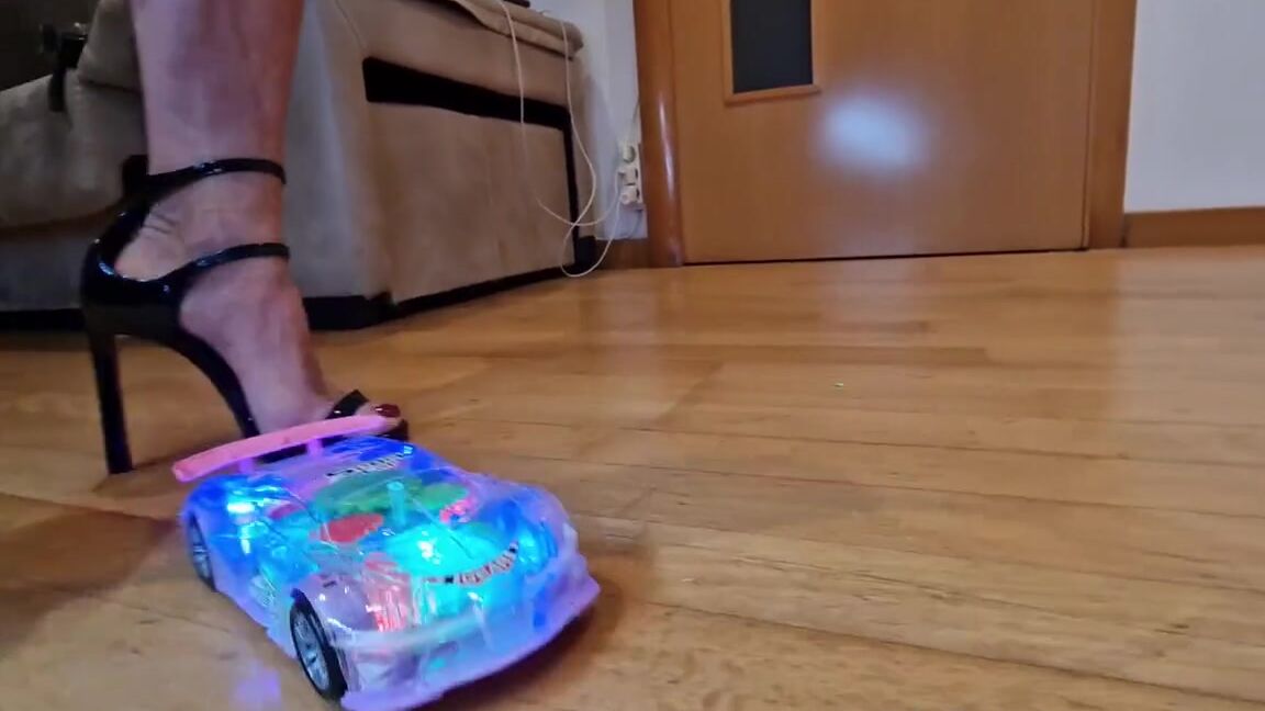 Alejandra Chacon Aka Alejandrachacon 11 18 2023 Onlyfans Video Part 1 Feet Toy Car For Those Who Like My Feet Want My Shoe Smashing