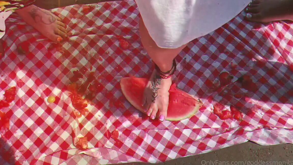 Goddessmonica00W Onlyfans Picnic Video Stoner Peach Worship Nicoles Soles I Think I M Going To Start Smashing My Own Stuffp