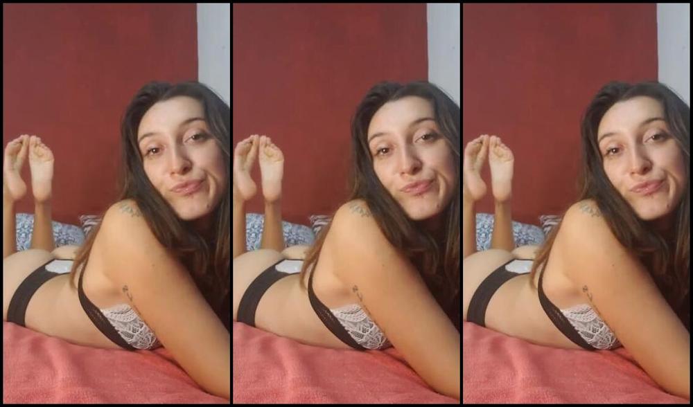 Emma Stanley Nicknamed Emmastanley Onlyfans 10 29 2023 The Pose On Lingerie2