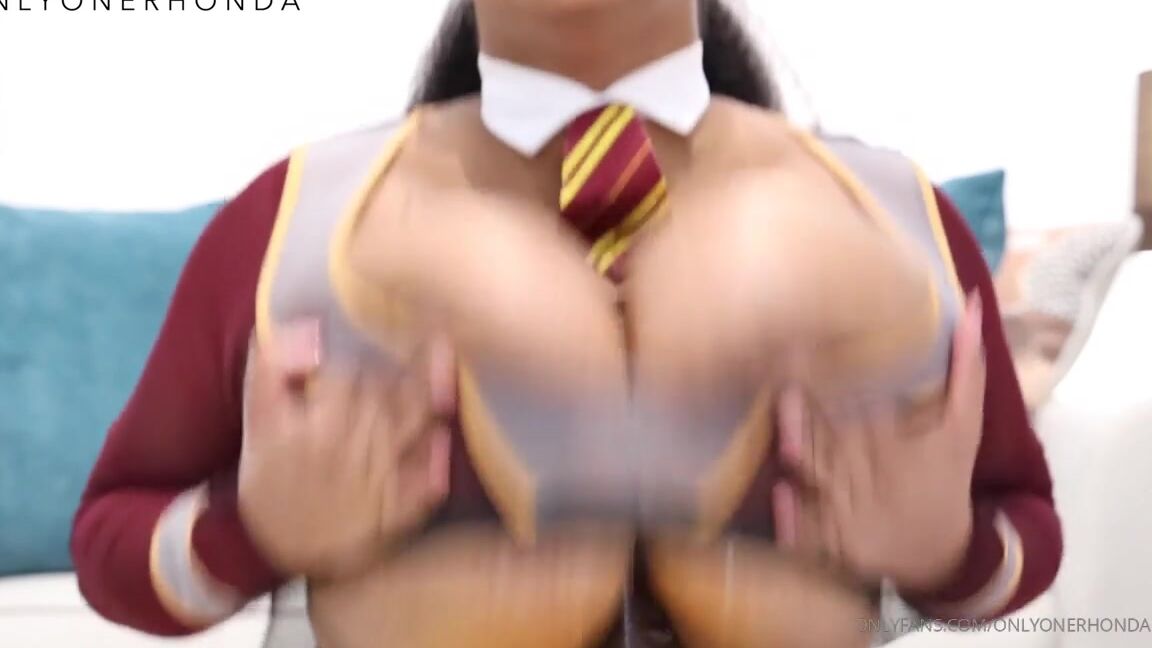 Onlyonerhonda 150238443 02 14 2020 Happy Valentine S Day Here S A Full Video Dirty Harry Description Dressed In A Hogwarts Costume Doggy