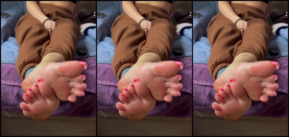 Greek Goddess Li Aka Greekli77 02 17 2025 Onlyfans Video Full Length Video Of My Big Pink Soles Showing My Insanely Long Overhang Oh And