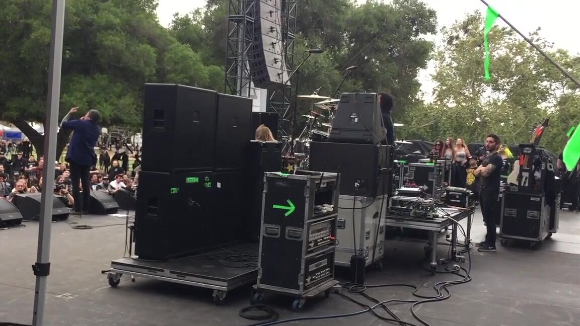 Felicity Feline Blackest Of The Black Backstage View