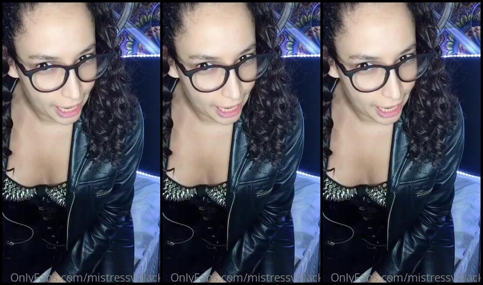 Mistress V Black Nicknamed Mistressvblack Onlyfans Voc Sonha Chupar O Meu Lindo Enorme E Grosso Pau Negro