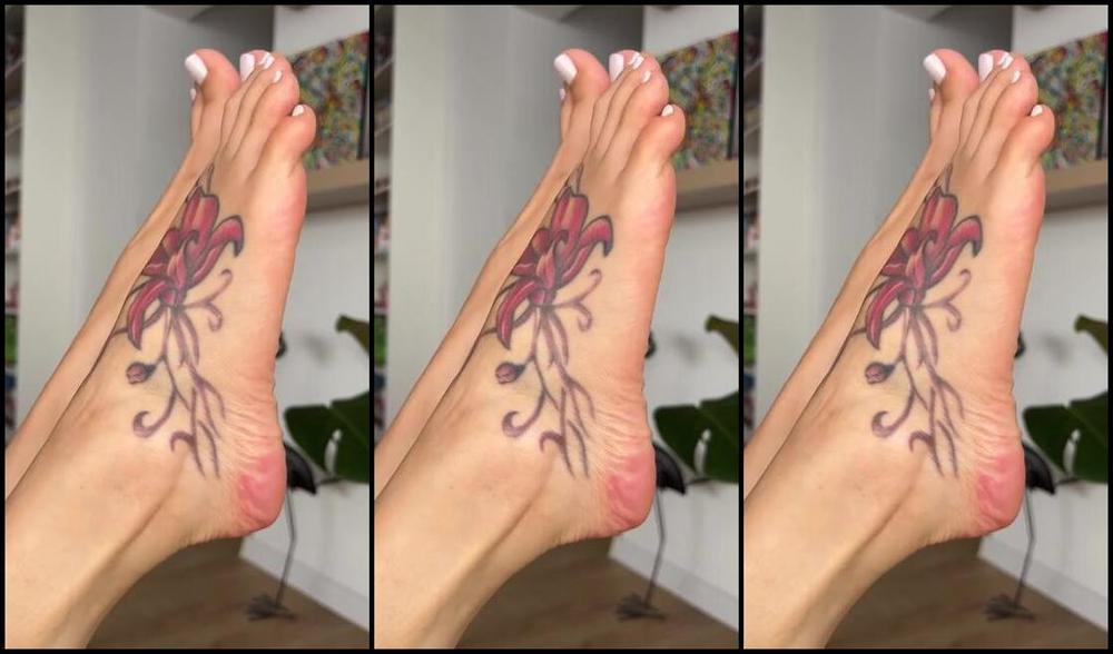 Cute Lily F33T Nicknamed Cute Lily F33T 12 13 2023 Onlyfans Video How Do You Like This Pov