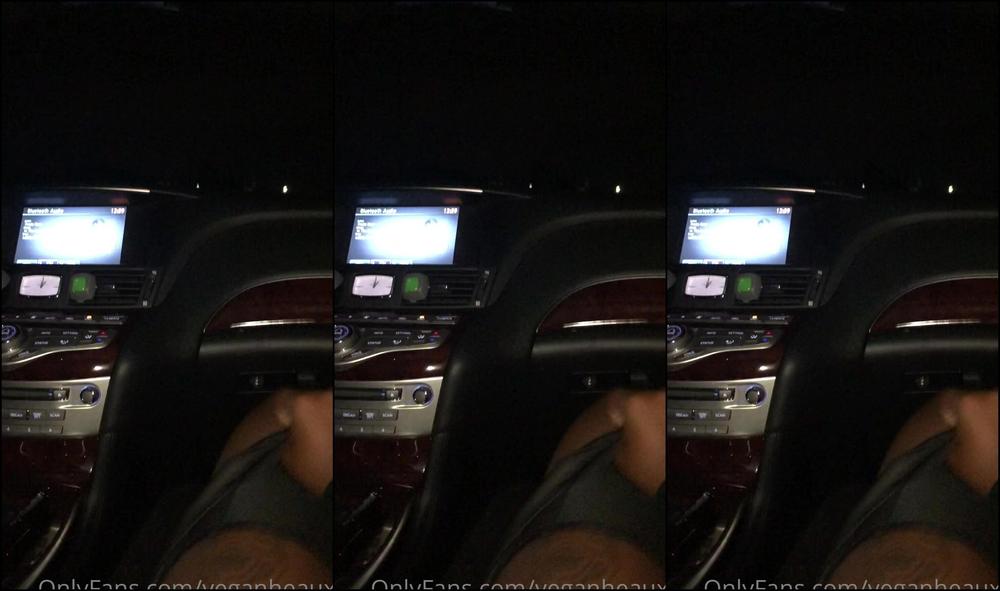 Veganheauxx 1058956524 10 12 2020 Been Busy With School Amp Personal Life Sorry For Not Posting Enjoy This Video Of My