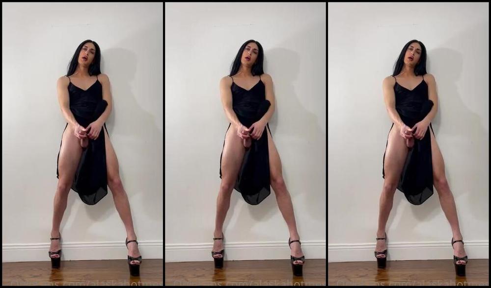 Goddess Alaska Nicknamed Alaskahotmess Onlyfans 18 January Is My Birthday Here S A Week Ahead For You To Spoil Me Show Your Goddess How Premium