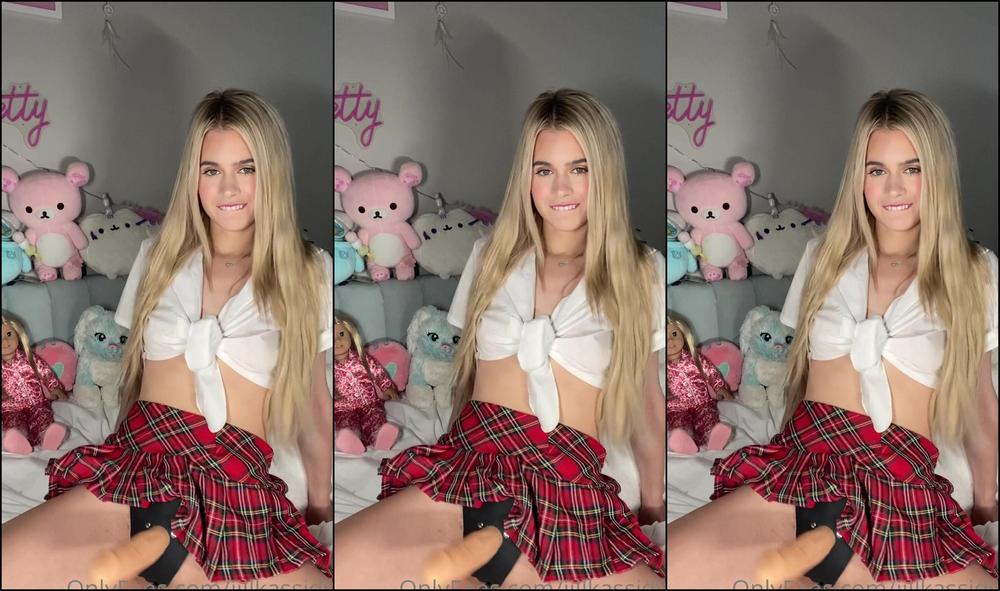 Jillkassidyy Dom Jill Fucks You W Huge Strap On