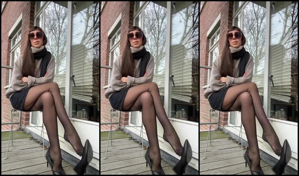 Tomato Juice Kween Nicknamed Kweentomato Onlyfans 01 08 2024 Would You Join Me On My Balcony U9