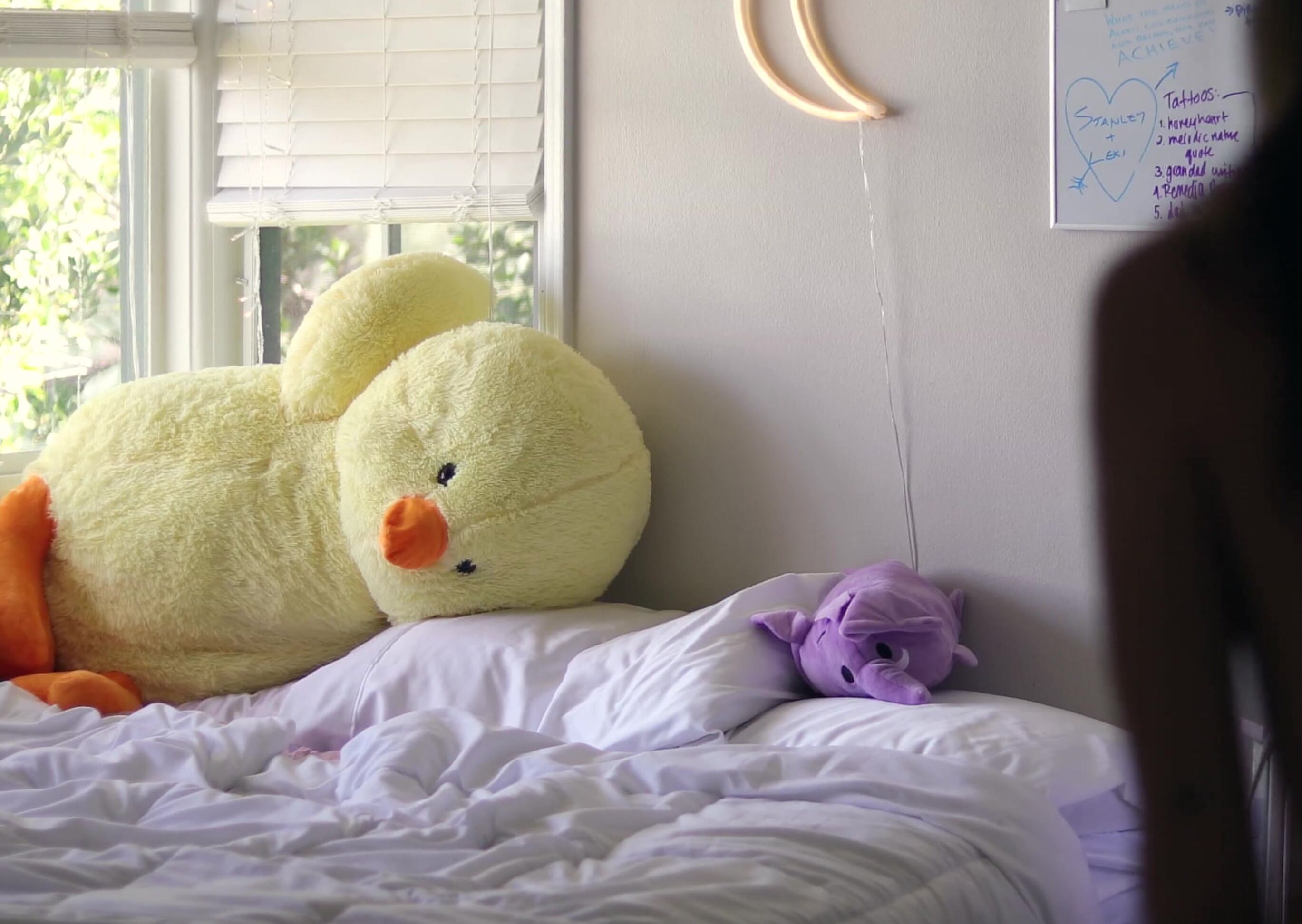 Alexdelaflor Playful Striptease Manyvids