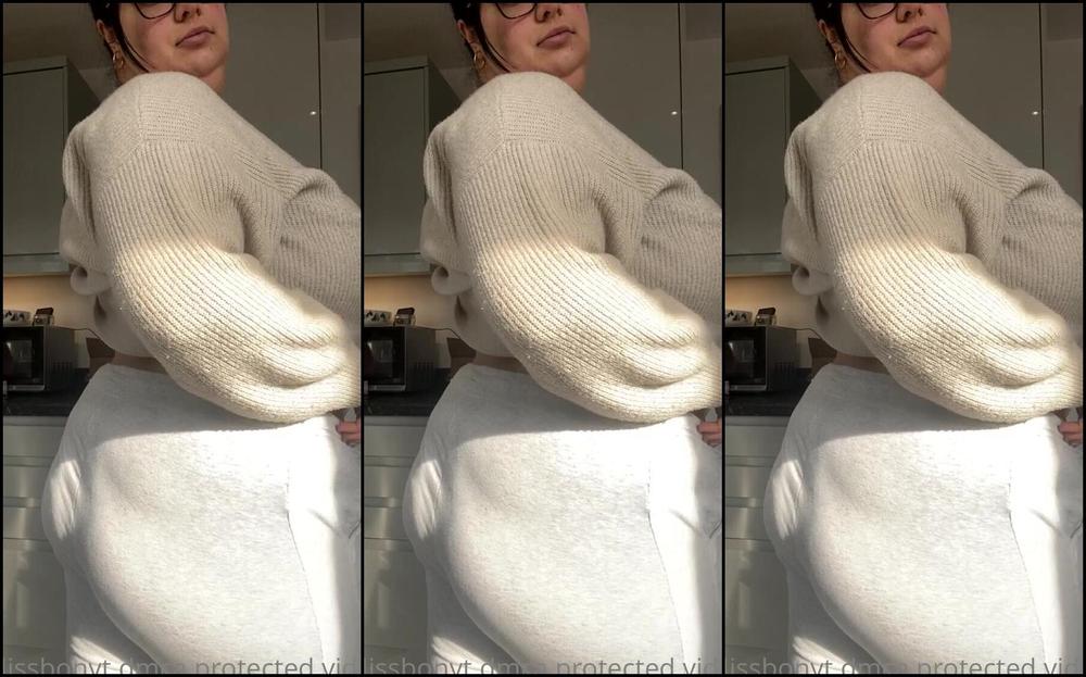 Alissbonyt 2030383449 02 12 2021 Showing Off For You