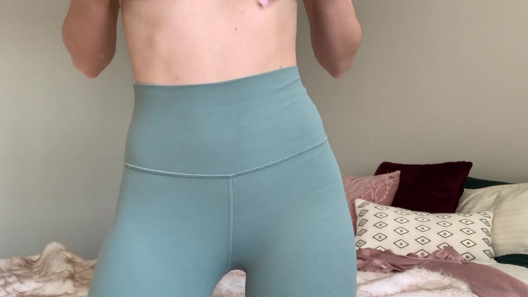 Eva De Vil Video Admiring My Yoga Pants Are You Of Course You