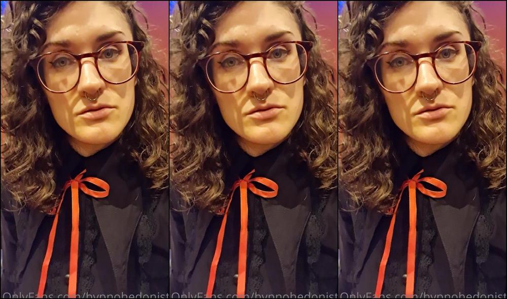 Hypnohedonista I Don T Need A Dungeon To Render You Helpless Cn A Little Threatening Chat About How Powe