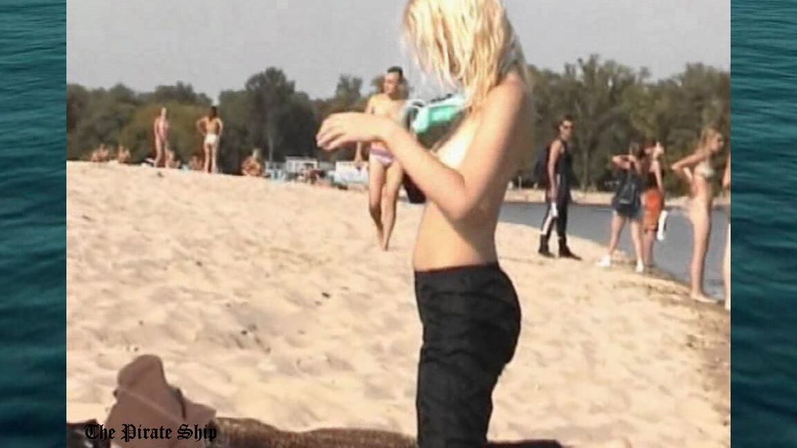 Voyeur, All girls, Compilation, Erotic, SiteRip Peculiarities of the National Nudism 02 A little secret on the Shore 720p x-nudism.com