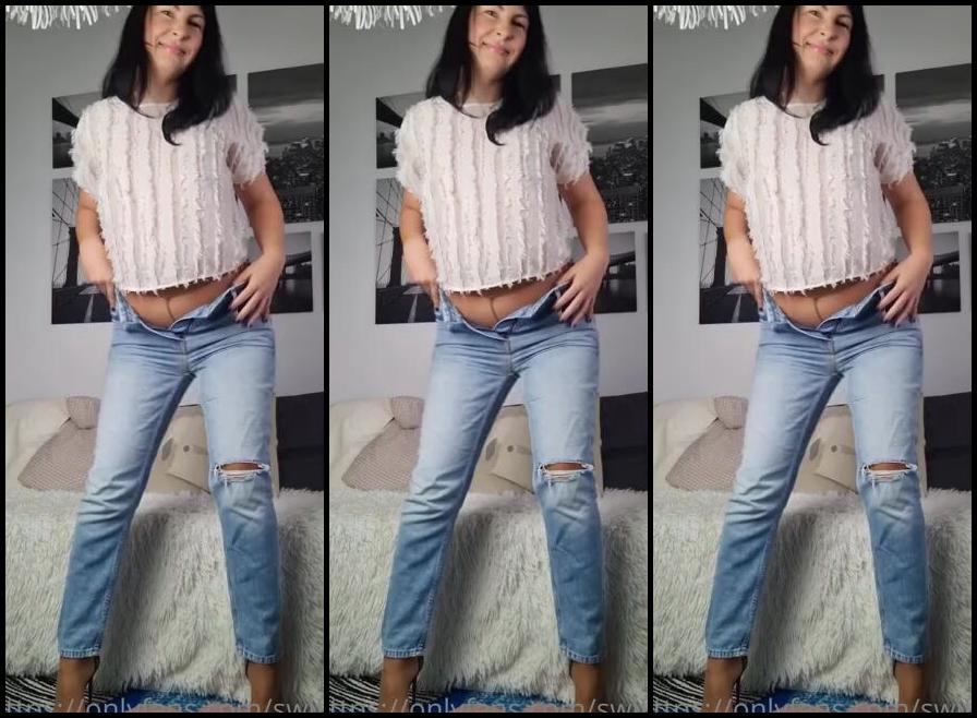 Swift Kiss Nicknamed Swiftkiss Onlyfans Underssing And Showing You The Beautiful Pantyhose Hidden Under My Jeans