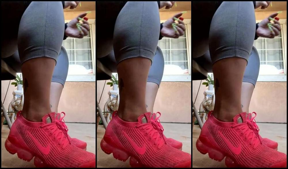 Servingbarefeet Aka Servingfet Onlyfans Stream Started At 08012022 0545