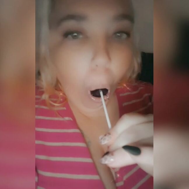 Mizz Sunflower Who Dosen T Like Candy