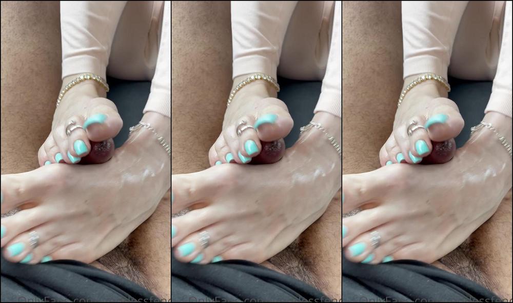 Goddessfendi 2560879147 08 15 2022 I Was Leaving The Gym Yesterday After A Yoga Class And This Tall Guy Came Up