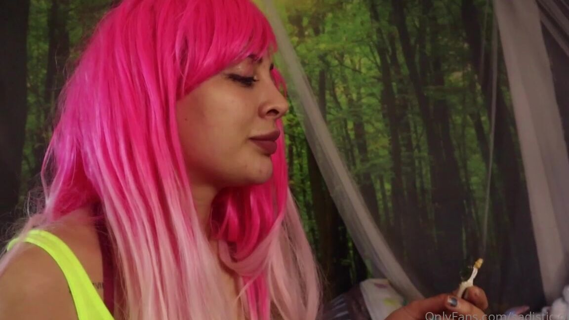 Sadistic Queen Birthday Vore Hd P This Pathetic Tiny Travelled A Long