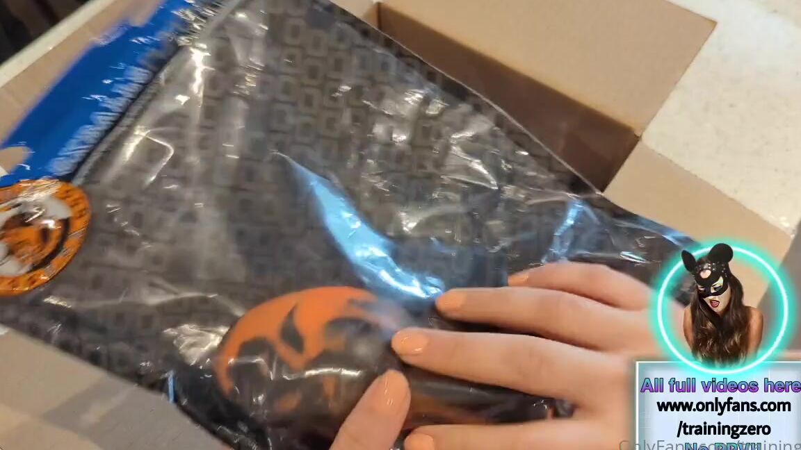 Miss Raven Aka Trainingzero Onlyfans Unboxing Video Of The New Butt Plugs I Have Some Work To Do