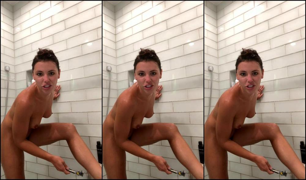 adrianachechik-08-05-2020-298893252-stream-started-at-05-08-2020-07-24-pm