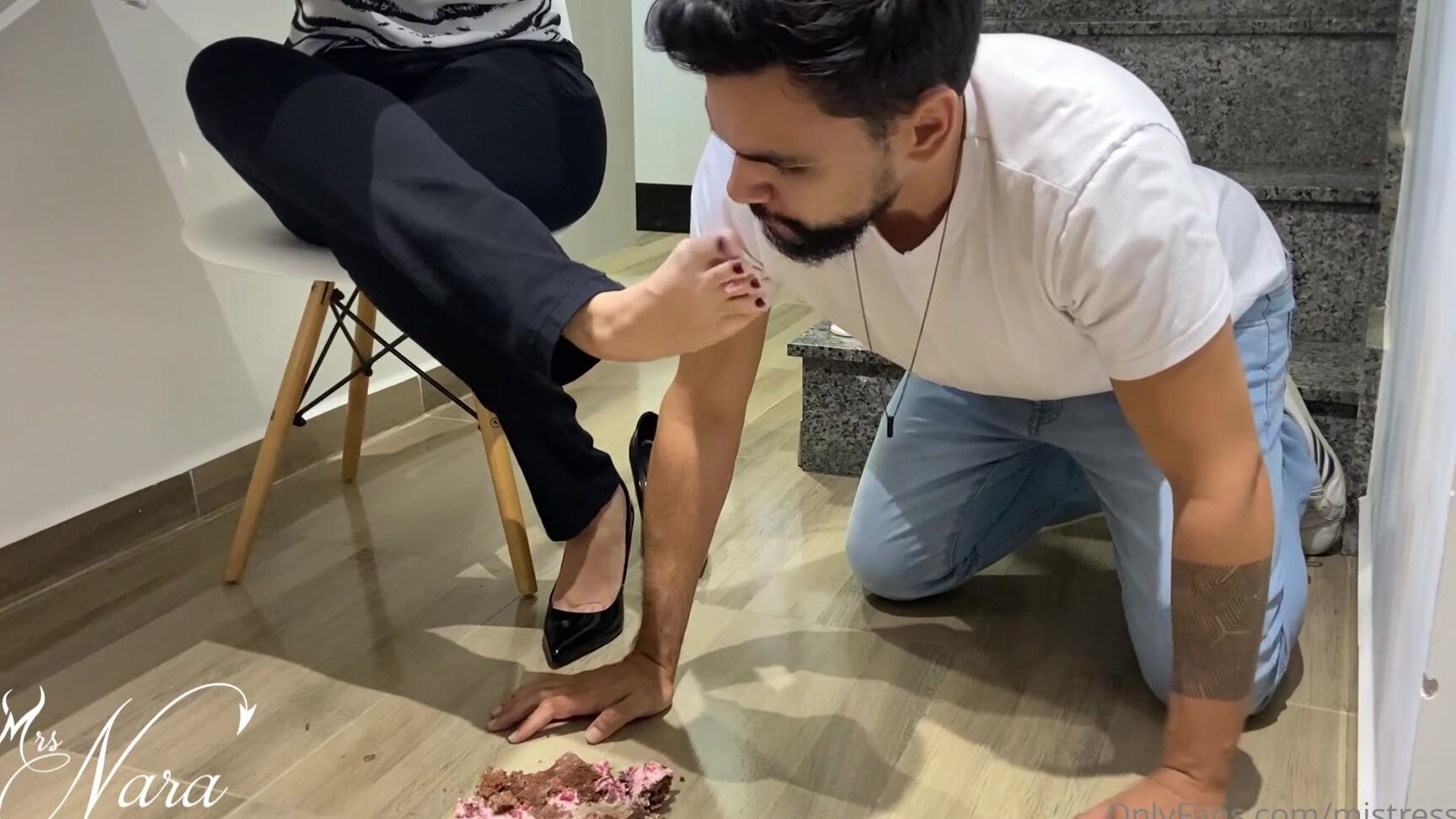 Mistressnara Saturday Was My Birthday I Made This Video For You Guys In Celebration Crushing