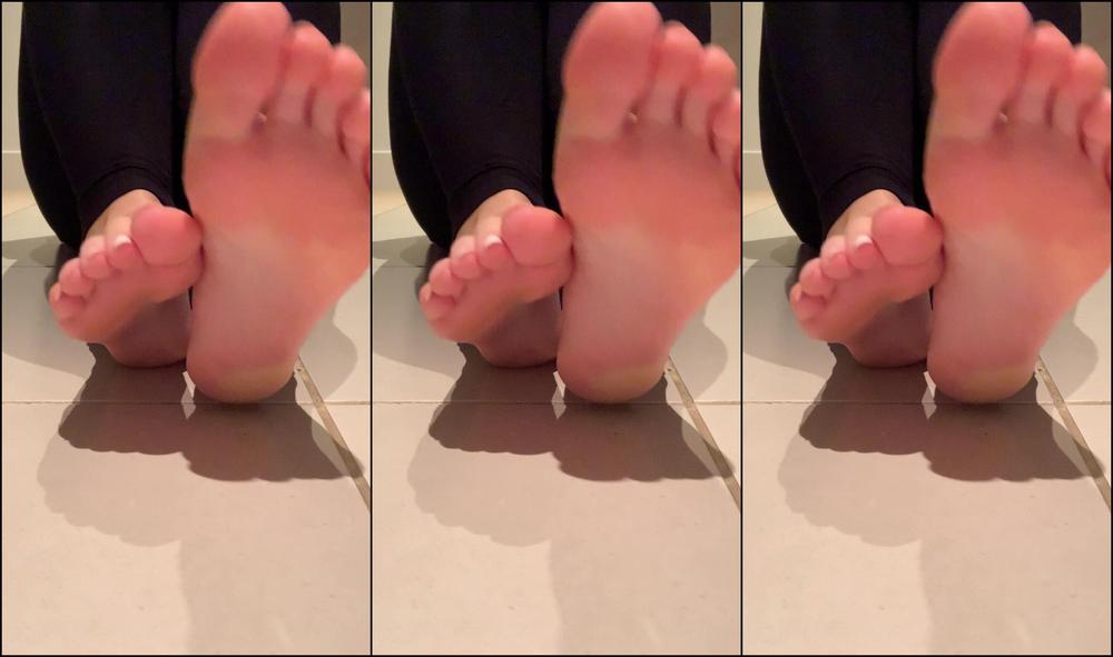Harrietfootsie Easily One Of My Favourite Videos Pure Succulent Soles Soaked In Baby Oil Let