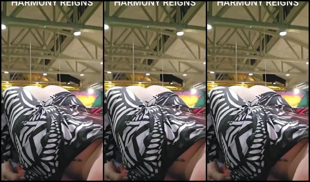 Harmony Reigns Nicknamed Harmonyreigns 02 17 2025 Onlyfans Video Cheeky Dress Ride Up