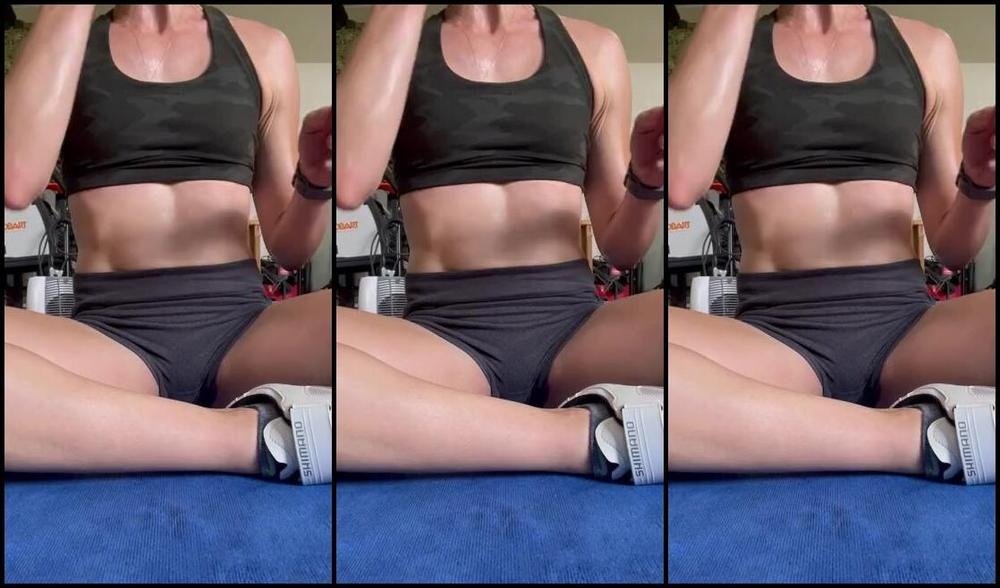 Fitxmama Nicknamed Fitxmama Onlyfans But Like Actual Heat And Sweat