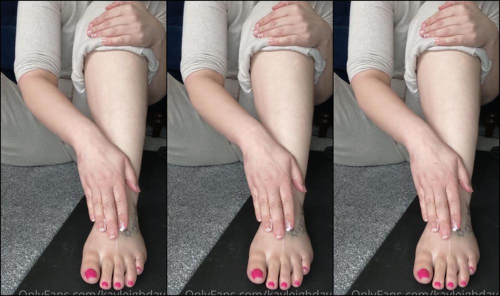 Kayleighdavis 2402067094 10 30 2023 Just A Little Toe Nail Painting For You Feet Fans Out There