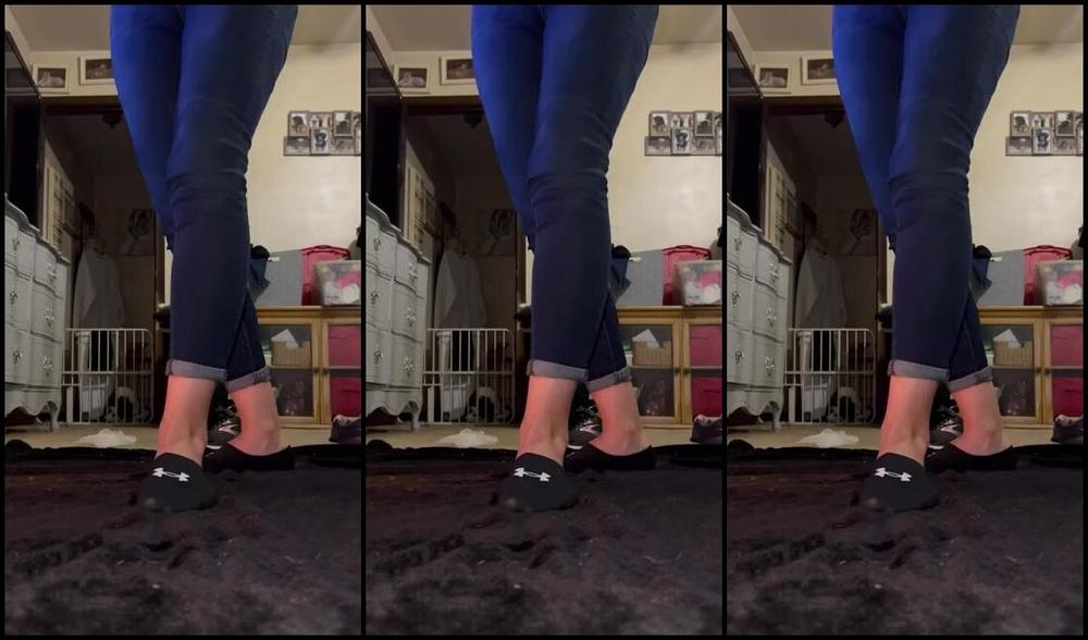 Soldmysolesforink Nicknamed Soldmysolesforink 08 25 2023 Onlyfans Video Its Been A Long Day