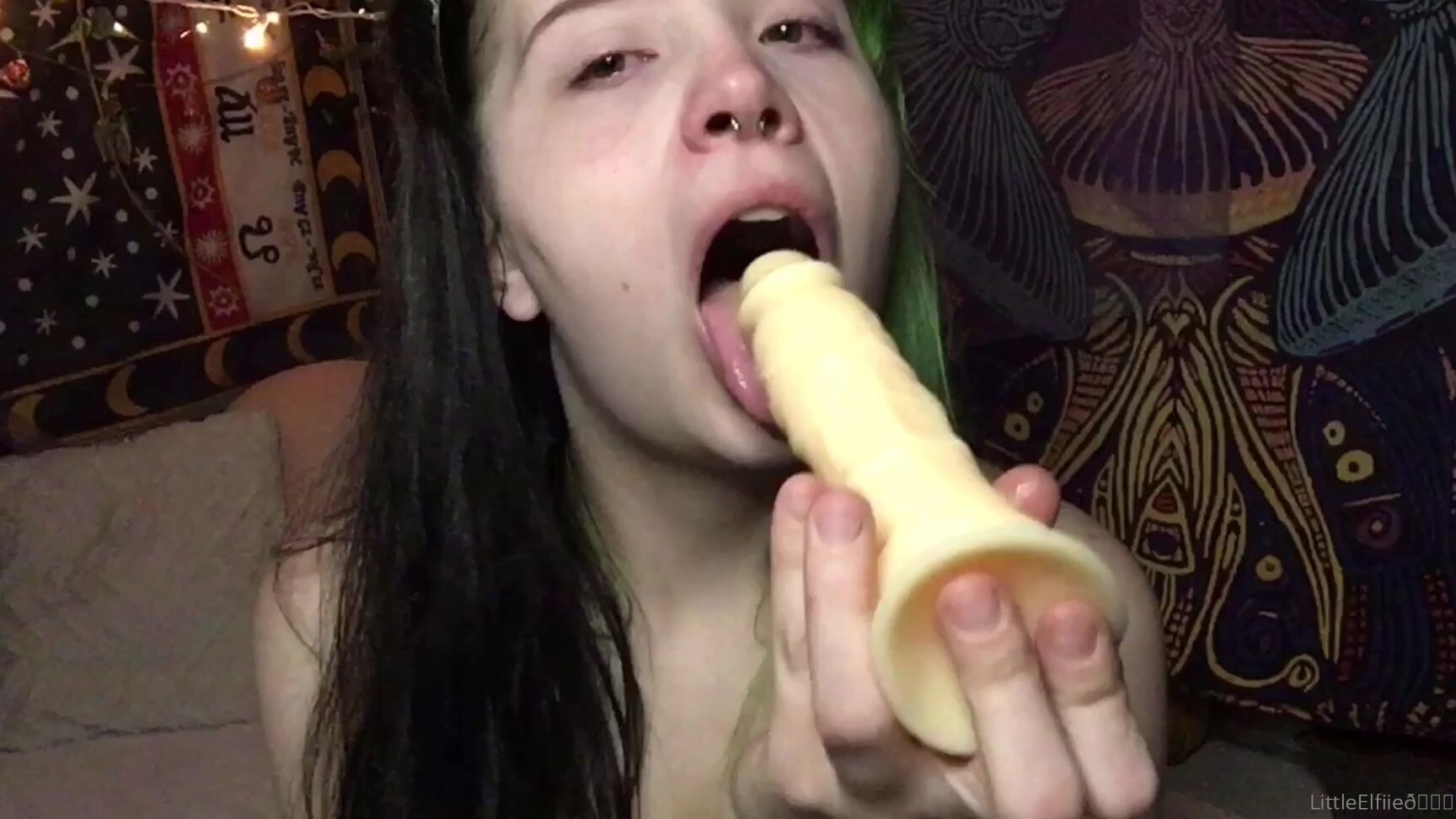 Littleelfiie I Love Gagging On Cock
