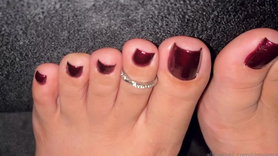 Goddess Cinnamon Aka Cinnamonfeet2 Foot Fetish 11 24 2024 Onlyfans Video Close Up Of My Toes For You Tonight