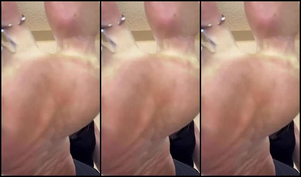 Jennysfeet Foot Fetish 07 31 2024 Onlyfans Video Clean My Dirty Feet With Your Tongue Tiny