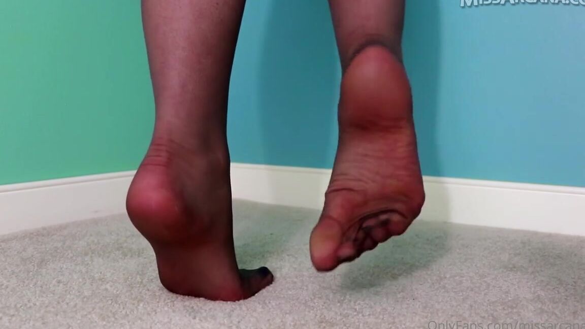 Missarcanaplus Nicknamed Missarcanaplus Onlyfans Full Video Nylon Barefoot Tip Toes Just A Display Of My Lovely Feet From All Angles In And Out