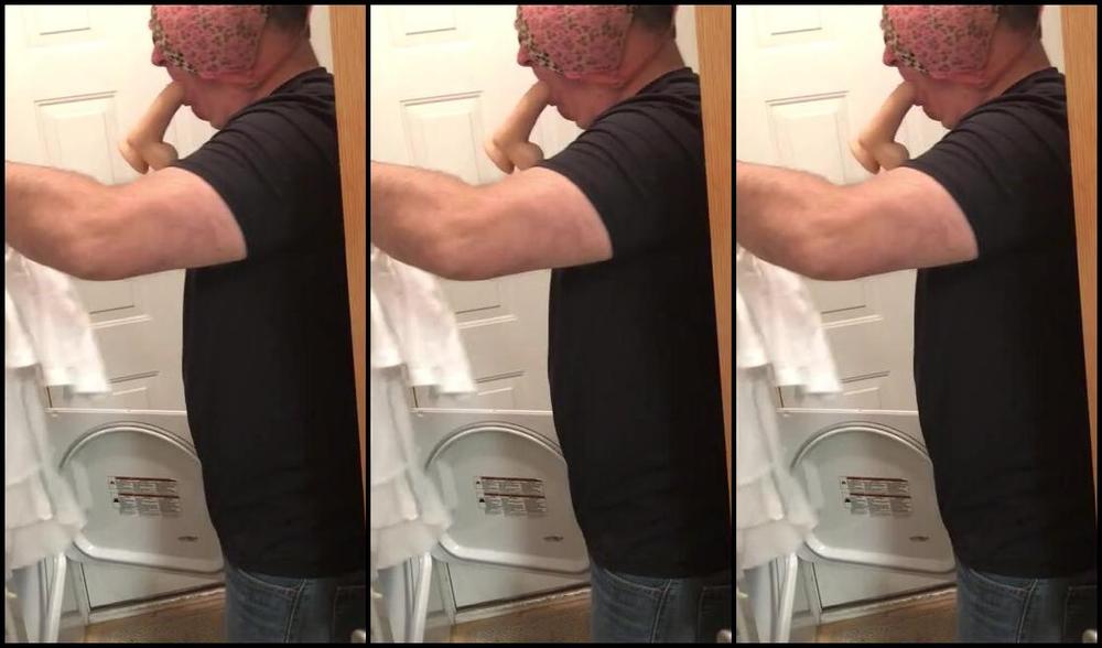 Queenofmean Nicknamed Realqueenkasey 10 05 2018 Onlyfans Video Checking In On My Real Life Slave Doing His Chores Ucqh