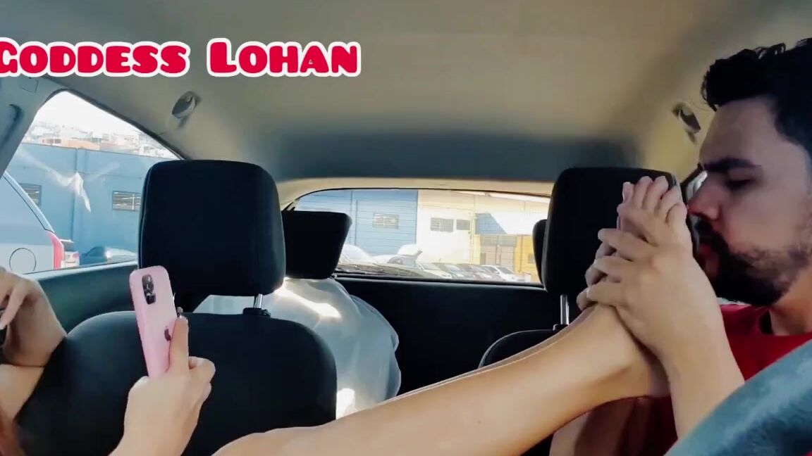 mistress lohan stinky foot in slave is face after gym 720 Clips4Sale