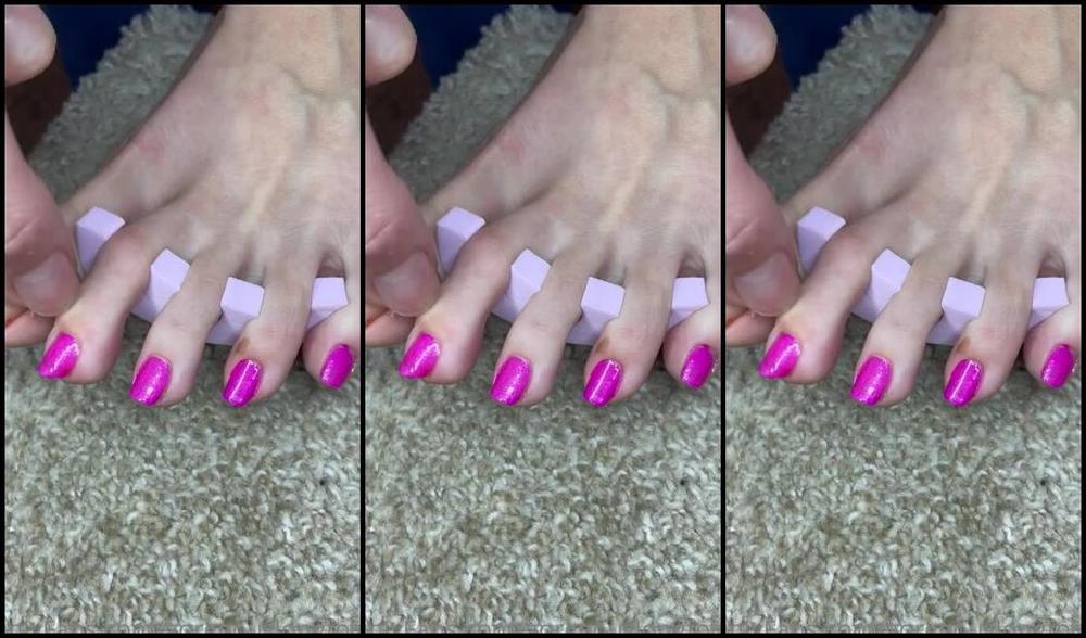 Gorgeous Long Toes Nicknamed Gorgeouslongtoes Onlyfans Tbt Throwback Toes Last Time I Painted Them Pink Should I Do More Painting Videos