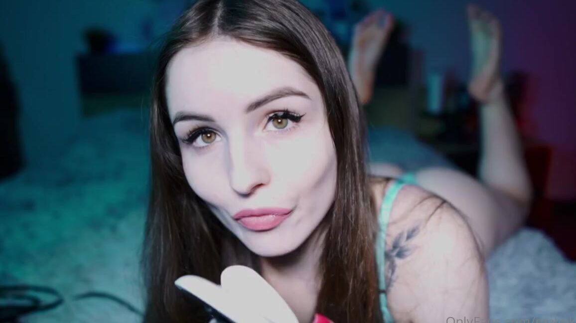 Princess Malinkaa Nicknamed Malinkaa98 02 26 2023 Onlyfans Video Asmr Close Eye Contact 3Dio Ear Licking Just As U Like