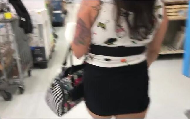 Ellieboulder Public Flashing Fun