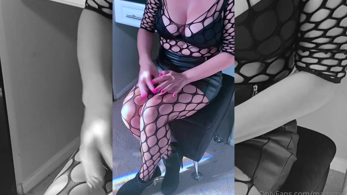 Madameteeze Onlyfans Hello Slaves Some Edging Instructions To Keep You Frustrated And Horny Throughout The Day Hehe